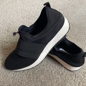 Steve Madden Sneakers 6.5